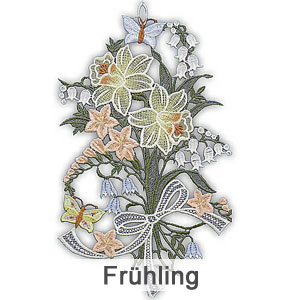 Fensterbild aus Plauener Spitze, Frühlingsblumen auf weißem Hintergrund